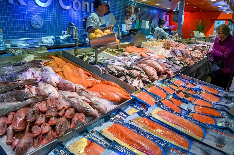 ARK Indonesia - fish market 800015 960 720